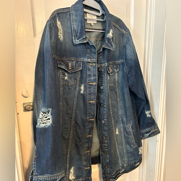 Torrid Denim Trucker Jacket - Picture 2 of 4